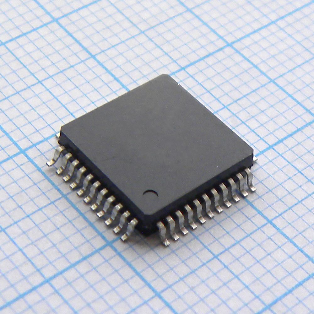 Микросхемы Microchip Technology Inc. ATF1502ASV-15AU44