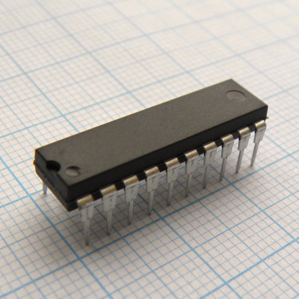 ЦАП Analog Devices, Inc. LTC1296DCNPBF