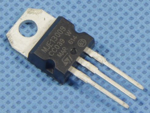 Биполярный транзистор MJE13009 TO-220, NPN 400В 12А