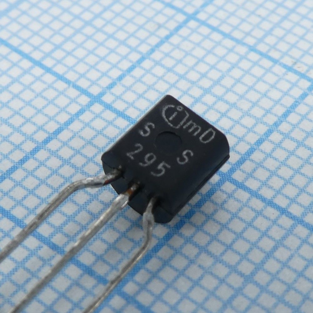 BSS295, Транзистор полевой MOSFET N-канальный 50В 1.4A 0.3Ом TO92