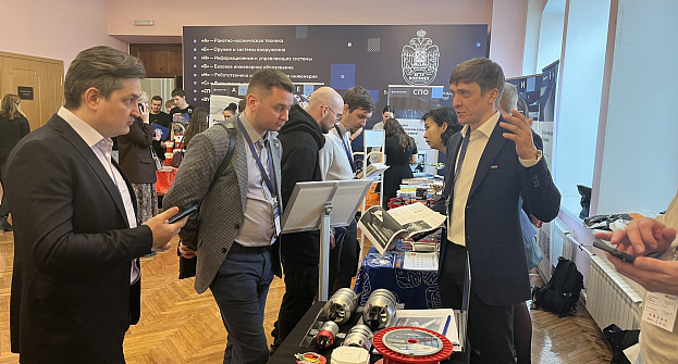 В БГТУ «ВОЕНМЕХ» им. Д.Ф. Устинова» 26 и 27 февраля проходит IV Петербургский научно-технический форум оборонных технологий "Воентех".