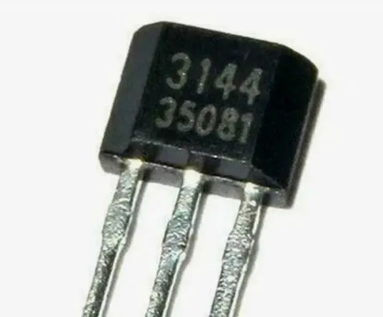 A3144E, цифровой однополярный датчик Холла, SIP3L (TO-92) A3144E, цифровой однополярный датчик Холла, SIP3L (TO-92)